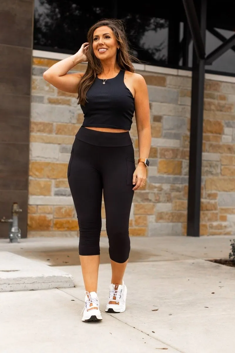 Black Capri Leggings with Pockets