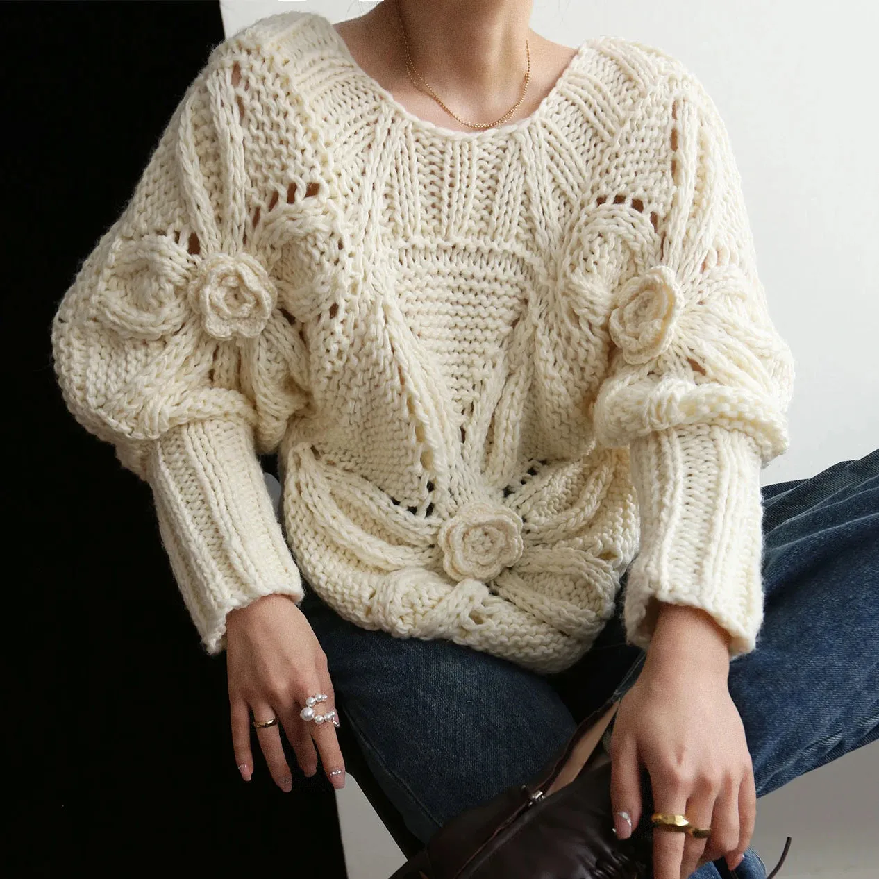 European Style Sweater for Women New High-Grade Hollow Out Flower Crew Neck Puff Sleeve Waist-Tight Pullover Spring C-140