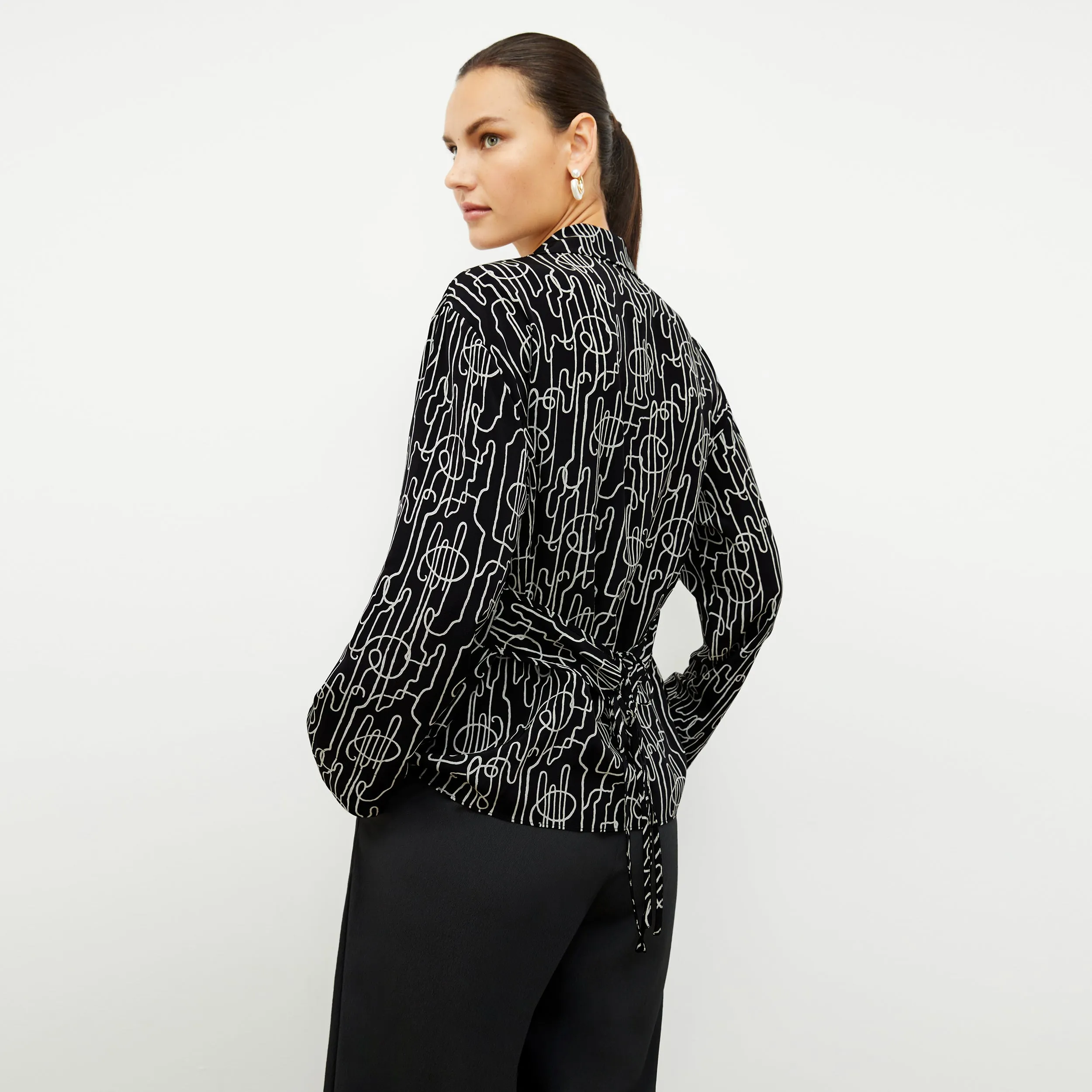 M.M. LAFLEUR - Alyssa Jacket - Washable Silk :: Symphony Print