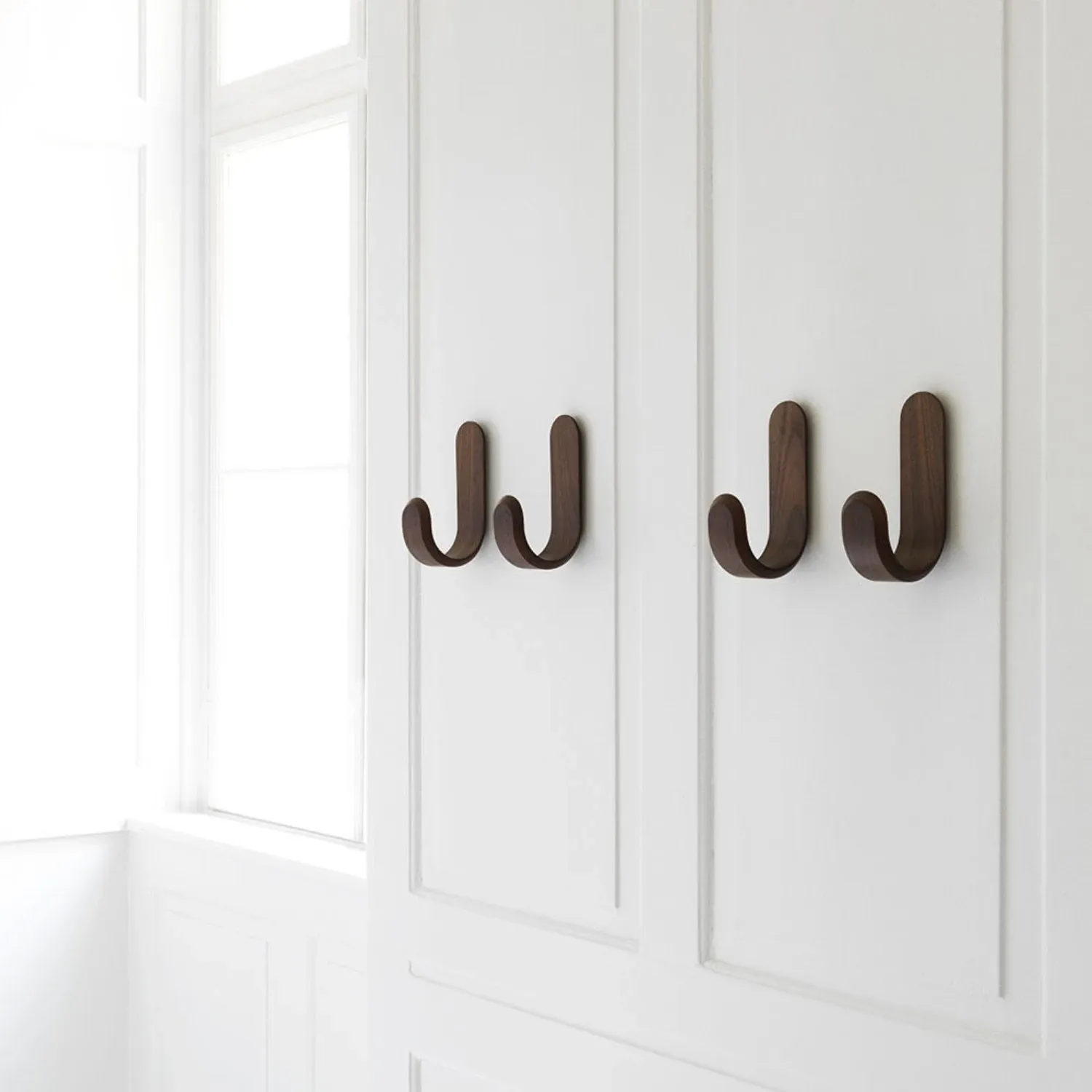 normann copenhagen | curve hook | walnut