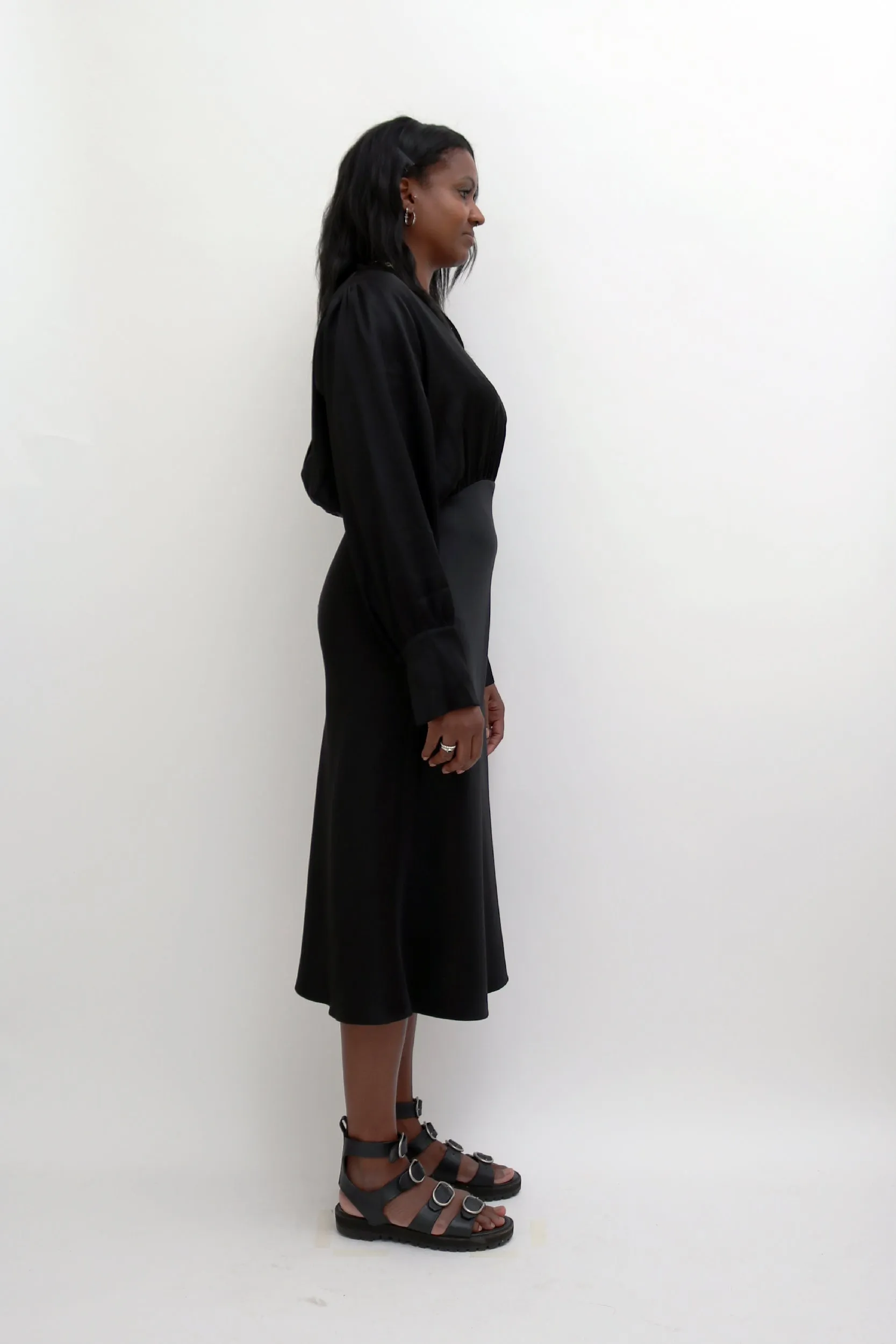 RENT: SAMSØE SAMSØE BLACK SATIN MIDI DRESS — from £32.25 per week