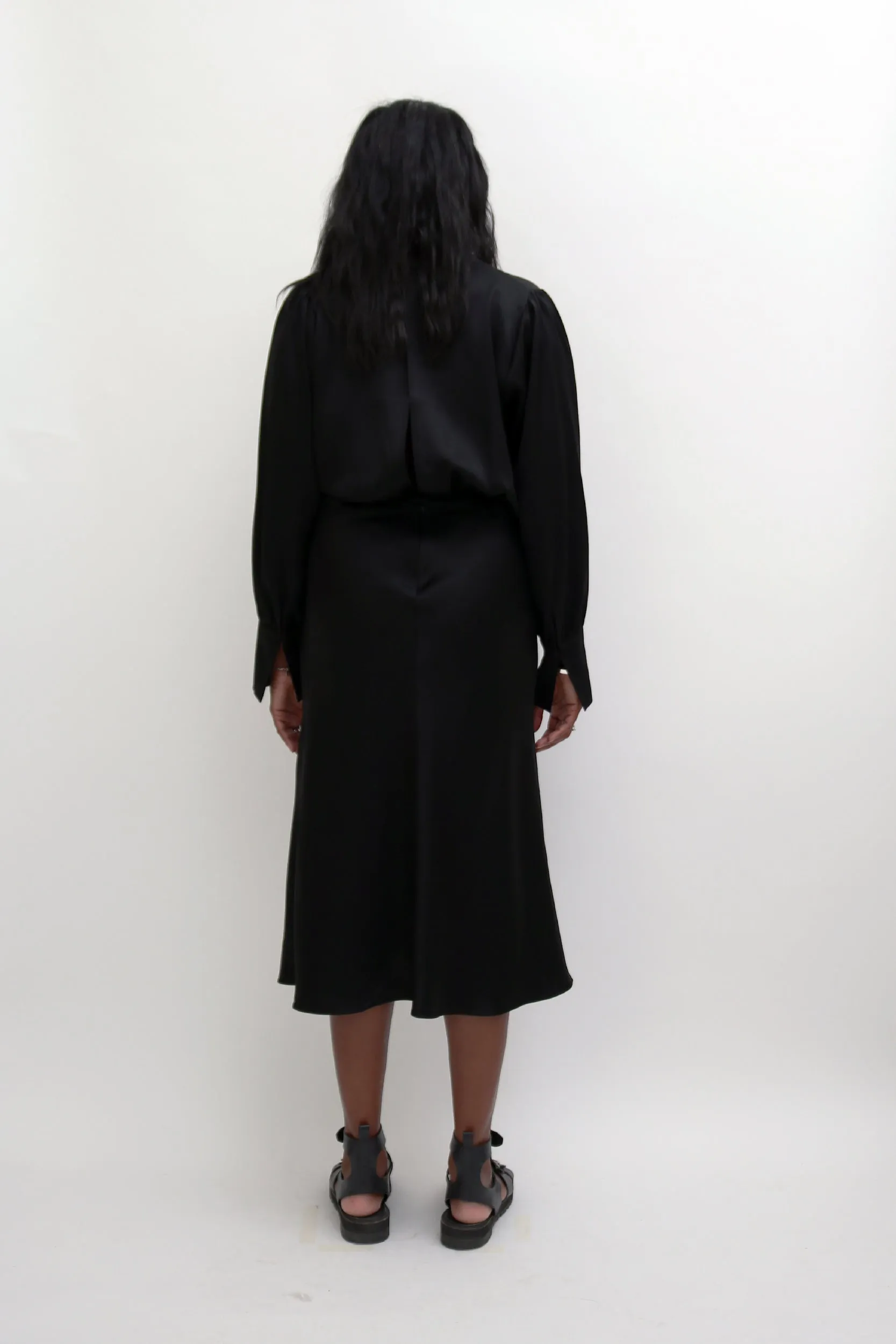 RENT: SAMSØE SAMSØE BLACK SATIN MIDI DRESS — from £32.25 per week