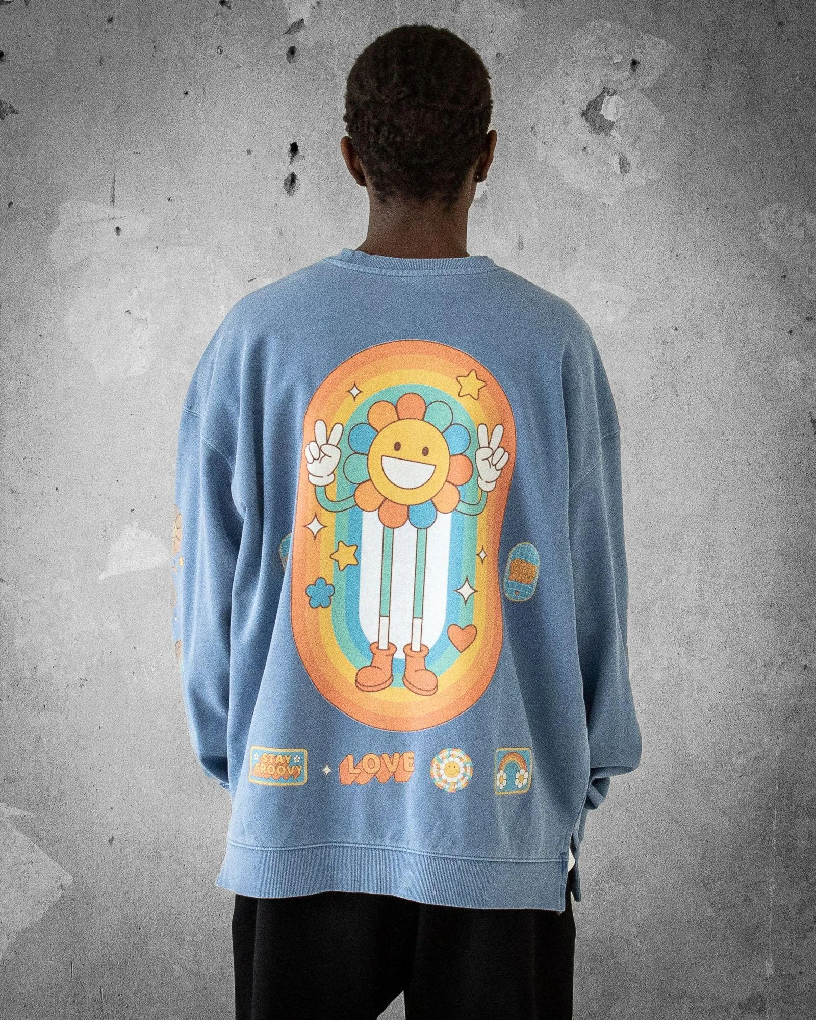 Stay Groovy Smile | Blue Retro Men's Sweatshirt