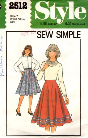 Style 2512 EASY Girls Circle Skirt 1970s Vintage Sewing Pattern Size 7 or 10